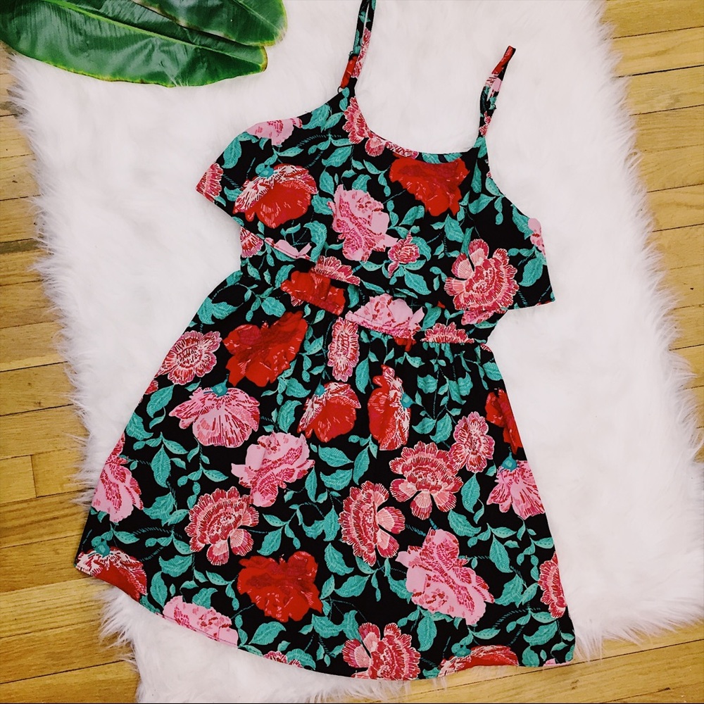 Elle Ruffle Top Spaghetti Strap Summer Dress M EUC